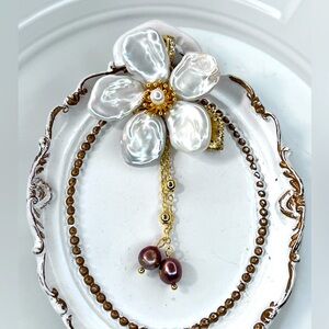 Handmade Premium Freshwater Thick Big Keshi Pearl Flower 🌺 Detachable Pendant